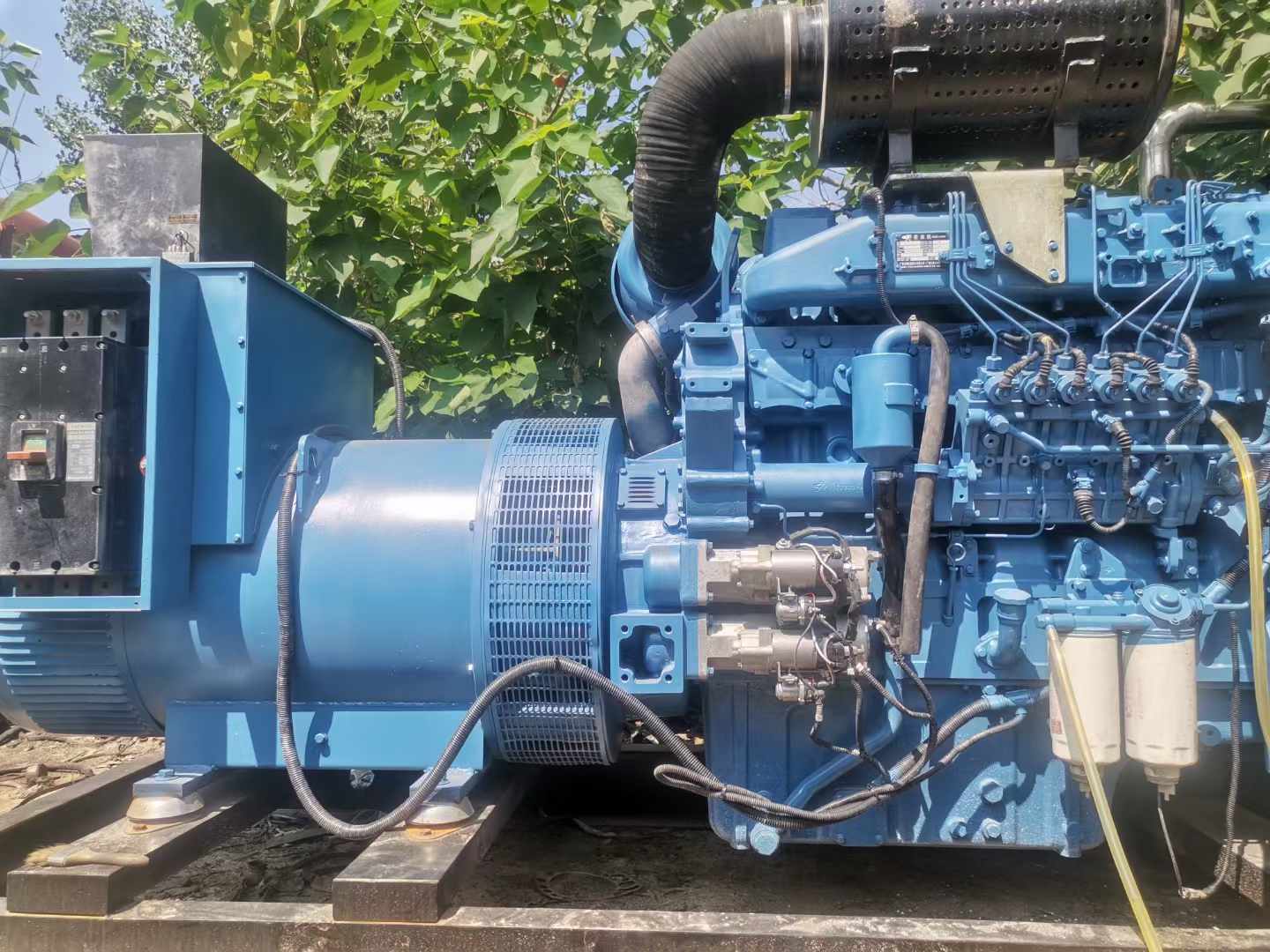 水磨沟详细说明降低 800kW 柴油发电机输出电流波动的方法